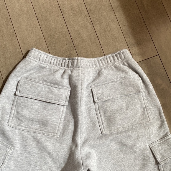 Aritiza cargo joggers - worn a couple times - Picture 3 of 3